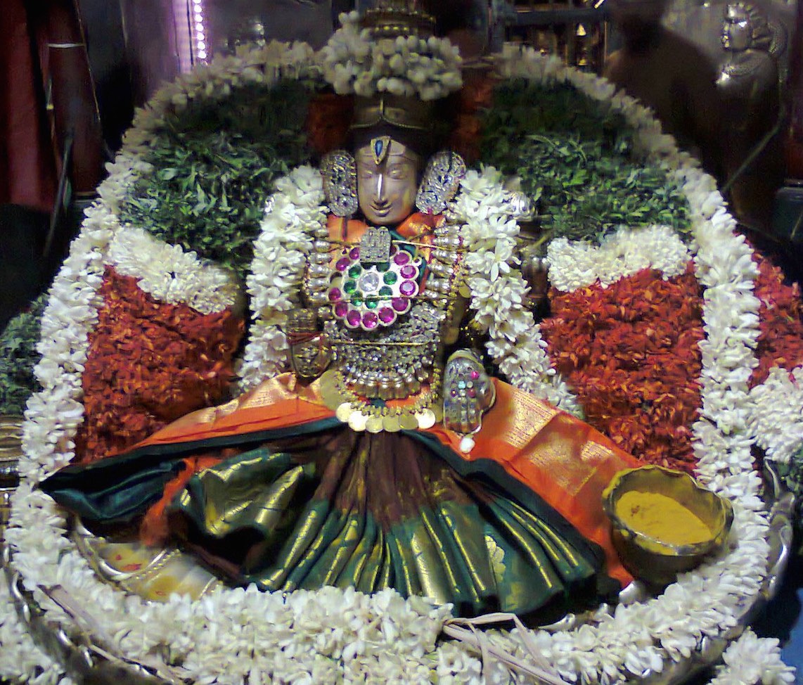 Thiruindhalur Laksharchanai 2015