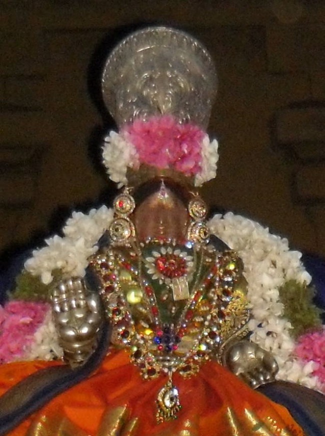 Thirukannamangai Sri Bhakthavatsala Perumal temple aadi velli thayar purappadu 2015-09