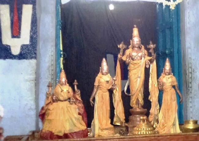 Thiruvelukkai Sri Azhagiya Singaperumal temple avathara utsvam thirumanjanam-2015 12