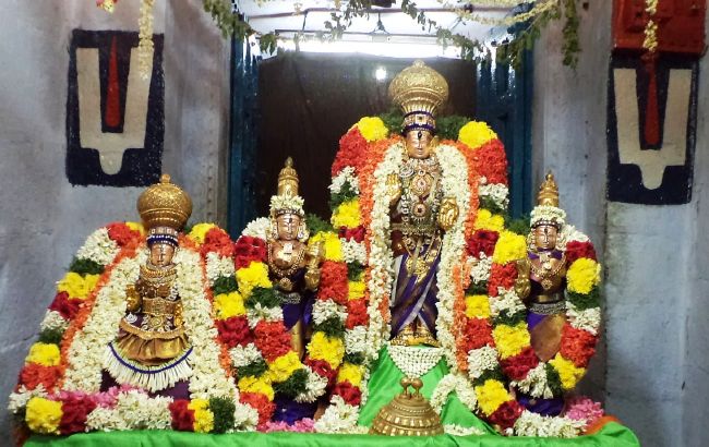 Thiruvelukkai Sri Azhagiya Singaperumal temple avathara utsvam thirumanjanam-2015 31