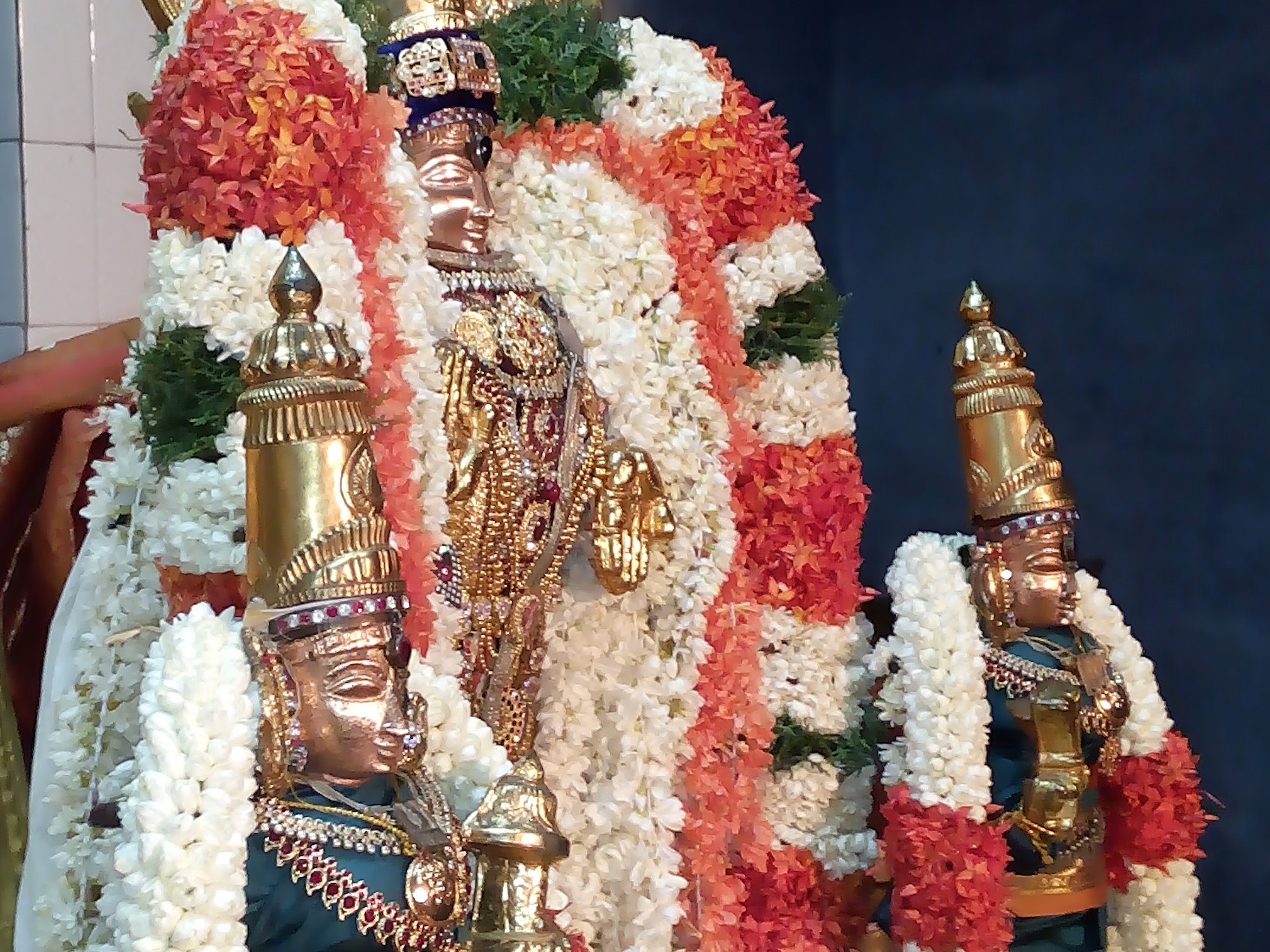 Thiruvelukkai Sri Mukundanayaga perumal avani swathi 2015-2