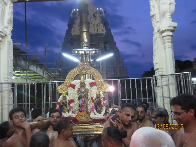 Kanchi Devarajaswami Temple avani Ammavasai purappadu 2015 44