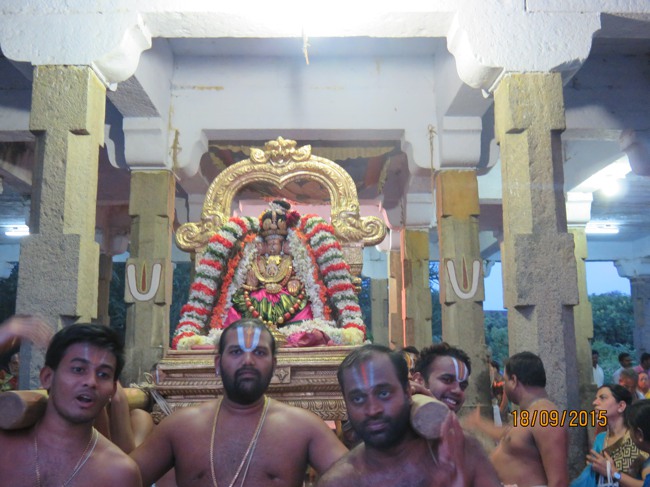 Kanchi Sri Devarajaswami TEmple Perundhevi Thayar Purattasi Sukravara Purappadu -2015-0020