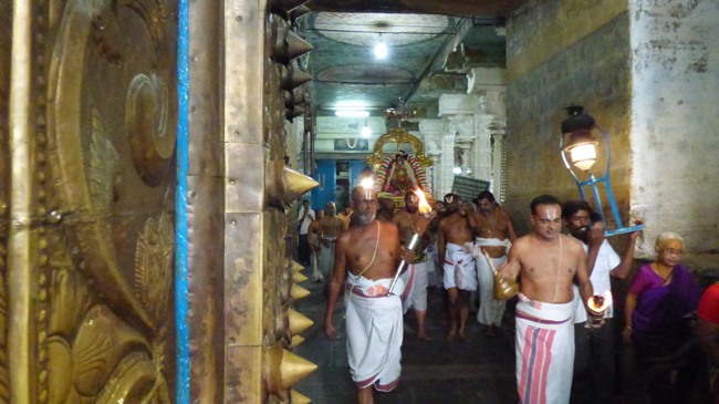 Kanchi Sri Devarajaswami TEmple Perundhevi Thayar Purattasi Sukravara Purappadu -2015-03