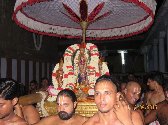 Kanchi Sri Devarajaswami TEmple Purattasi masapirappu Purappadu -2015-04