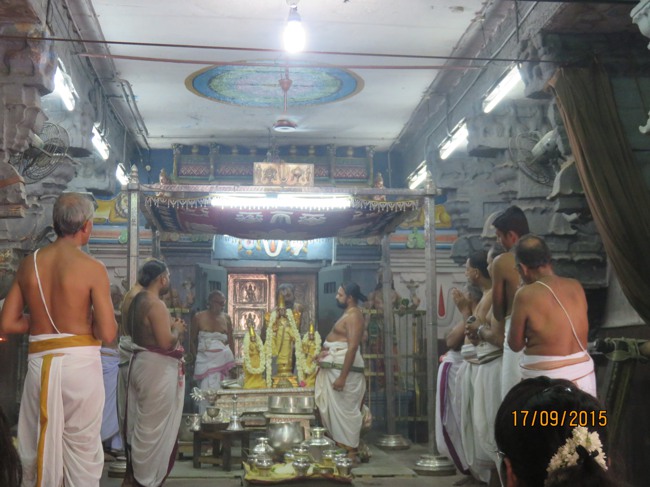 Kanchi Sri Devarajaswami TEmple Purattasi masapirappu Purappadu -2015-28