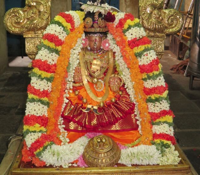 Kanchi Sri Perundhevi Thayar Purattasi 2nd Sukravara Purappadu  2015-02.jpg
