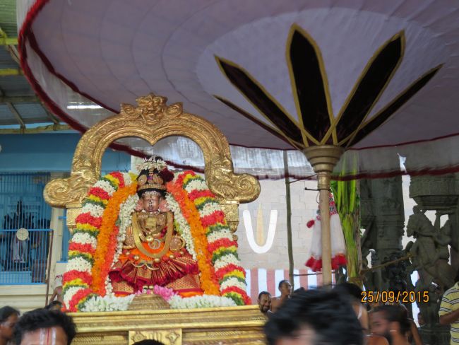 Kanchi Sri Perundhevi Thayar Purattasi 2nd Sukravara Purappadu  2015-06.jpg
