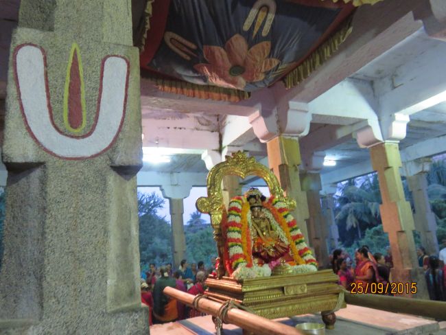 Kanchi Sri Perundhevi Thayar Purattasi 2nd Sukravara Purappadu  2015-14.jpg