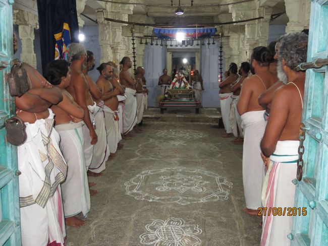 Kanchi-Sri-Varadaraja-Perumal-Anguraparnam_22.jpg