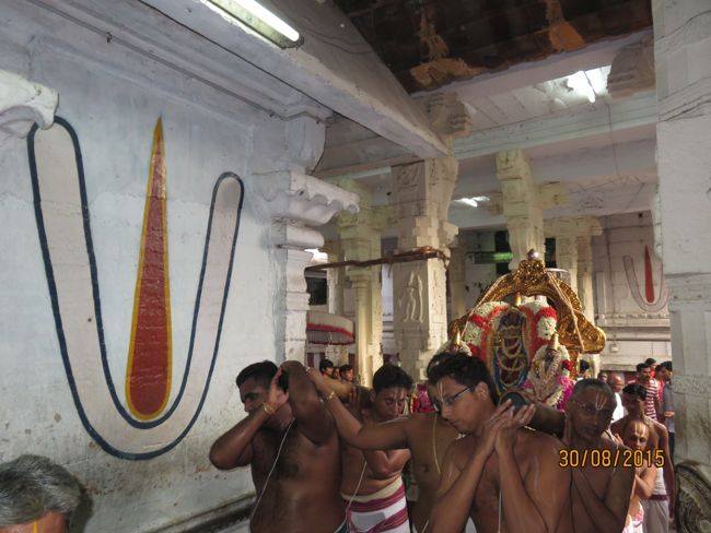 Kanchi-Sri-Varadaraja-Perumal-Pavitrostavam_16.jpg