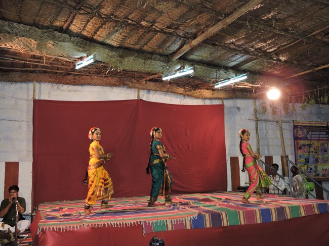 Srirangam Ahobila Mutt Mukkur Azhagiyasingar Thirunakshatra Utsavam day 3 Evening dance & drama-2015-03