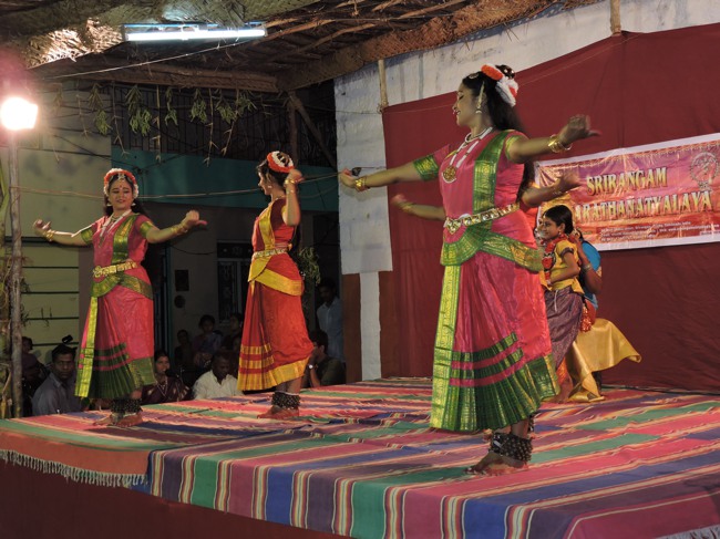 Srirangam Ahobila Mutt Mukkur Azhagiyasingar Thirunakshatra Utsavam day 3 Evening dance & drama-2015-17