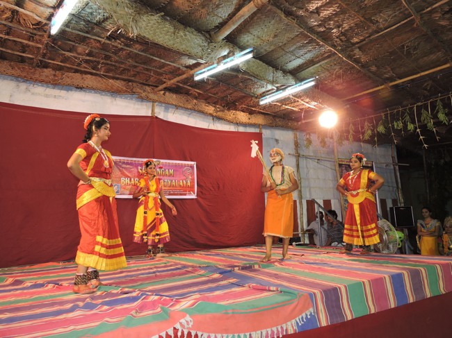 Srirangam Ahobila Mutt Mukkur Azhagiyasingar Thirunakshatra Utsavam day 3 Evening dance & drama-2015-33