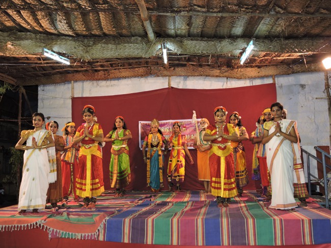 Srirangam Ahobila Mutt Mukkur Azhagiyasingar Thirunakshatra Utsavam day 3 Evening dance & drama-2015-50