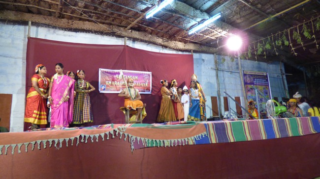 Srirangam Ahobila Mutt Mukkur Azhagiyasingar Thirunakshatra Utsavam day 3 Evening dance & drama-2015-55