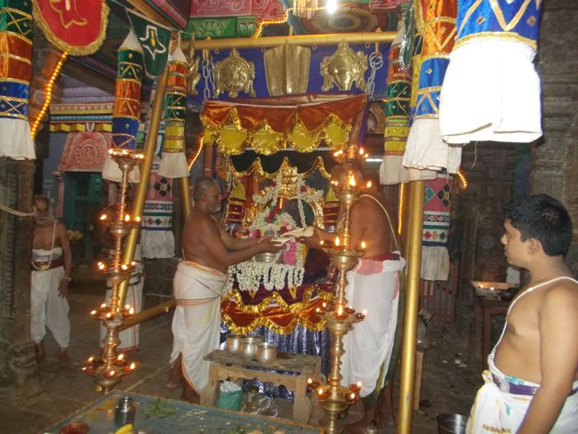 Therazhundur-Sri-Amaruviappan-Perumal-Temple_05.JPG
