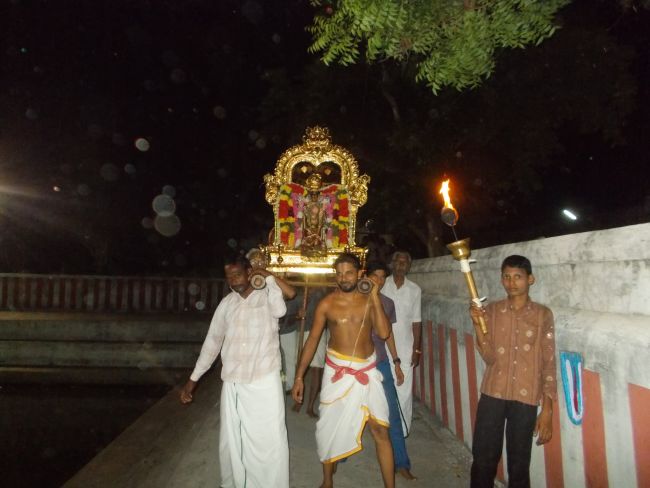 Therazhundur Sri Amaruviappan Sannadhi Padithurai purappadu   2015-03.jpg