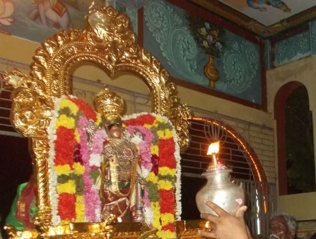 Therazhundur Sri Amaruviappan Sannadhi Padithurai purappadu   2015-07.jpg