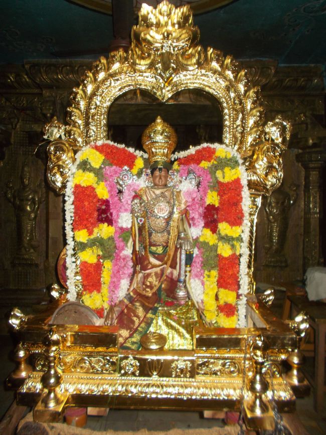 Therazhundur Sri Amaruviappan Sannadhi Padithurai purappadu   2015-09.jpg