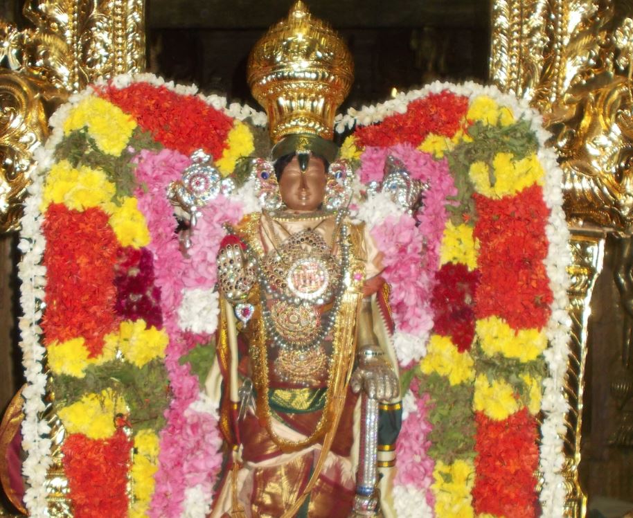 Therazhundur Sri Gosakan Padithurai purappadu 2015