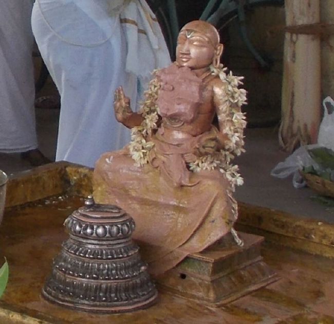 Therazhundur Swami Desikan Thirunakshatra utsavam satrumurai  2015-10.jpg