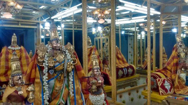 Thiruvelukkai Azhagiya SIngaperumal Temple Avani Swathi 2015 13
