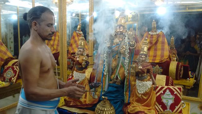 Thiruvelukkai Azhagiya SIngaperumal Temple Avani Swathi 2015 17