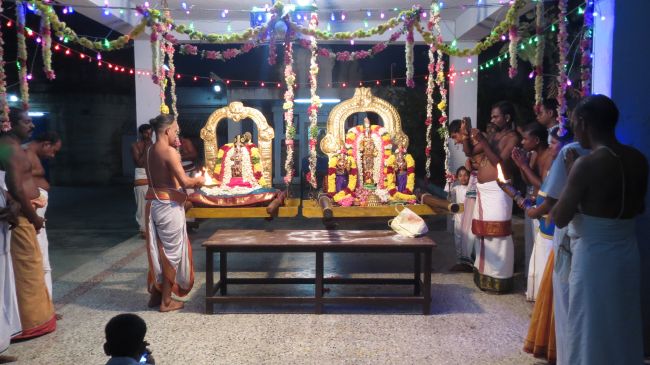 Thiruvelukkai Sri Azhagiya Singaperumal  Temple Uriyadi Purappadu -2015 34