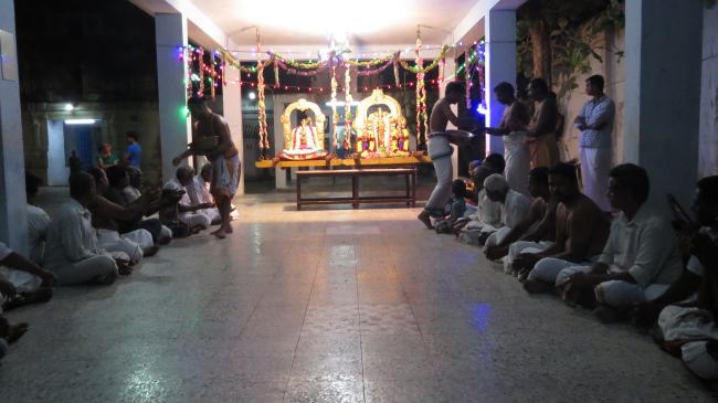 Thiruvelukkai Sri Azhagiya Singaperumal  Temple Uriyadi Purappadu -2015 37