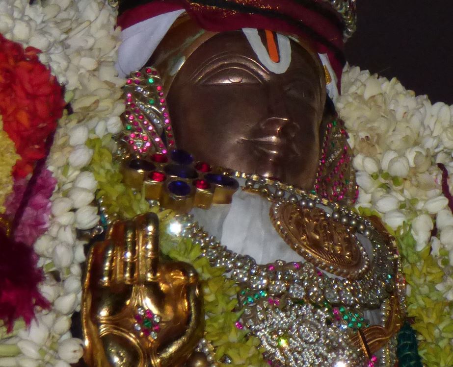 Thoopul Swami Desikan Kudhirai Vahanam Day 8 2015-3