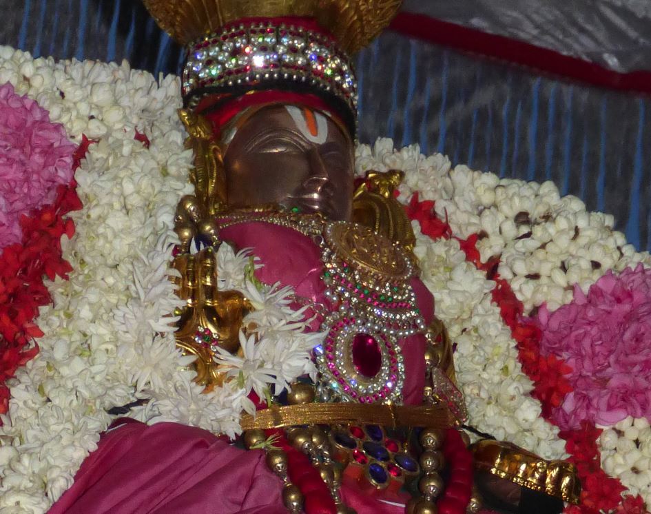 Thoopul Swami Desikan Surya prabhai 2015-1