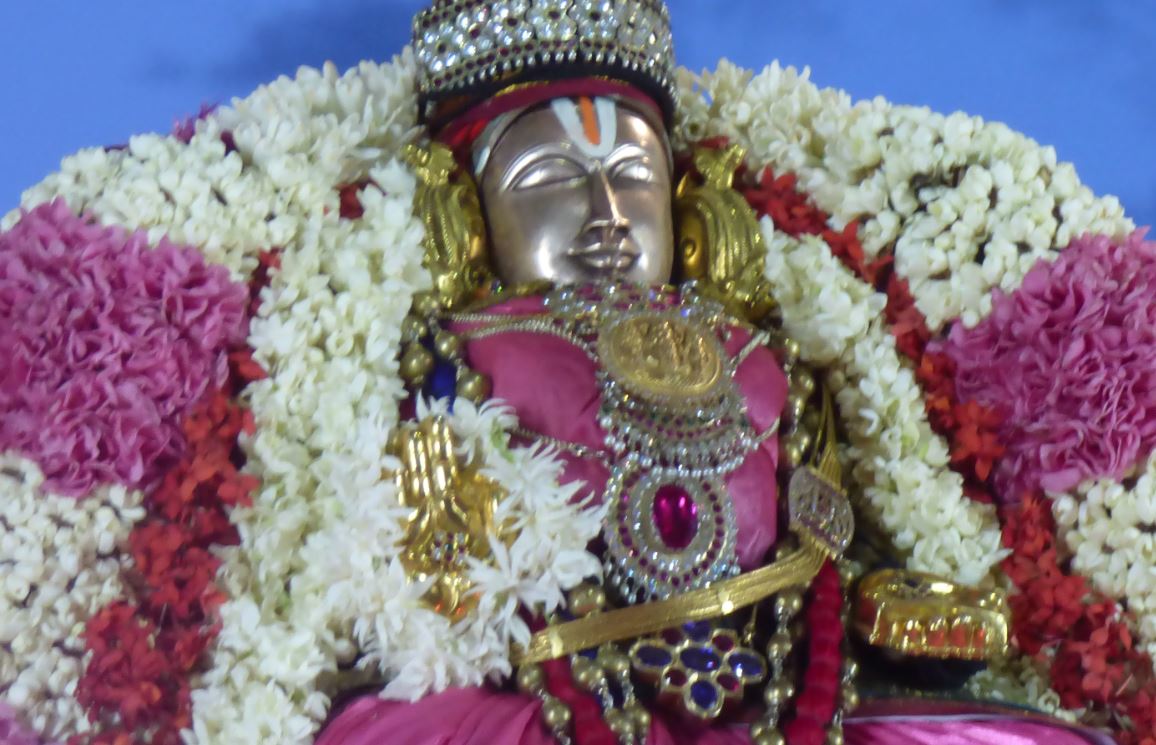 Thoopul Swami Desikan Surya prabhai 2015-2