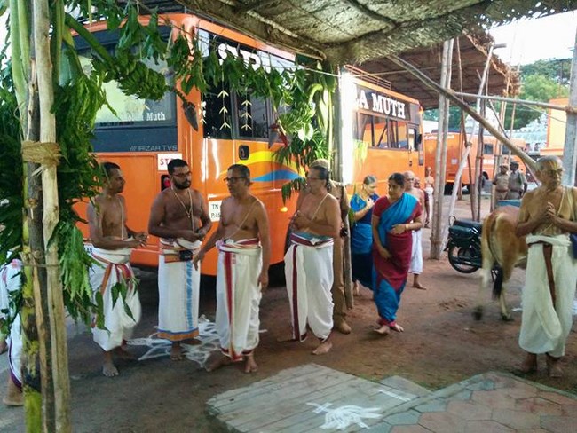 HH 46th Srimad Azhagiyasingar Vijayam to Srirangam Dasavatara Sannidhi11
