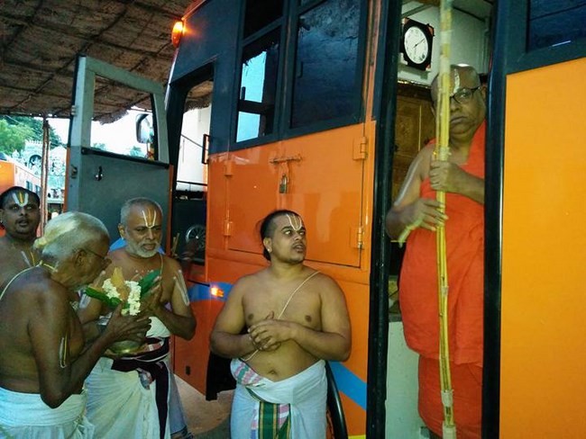 HH 46th Srimad Azhagiyasingar Vijayam to Srirangam Dasavatara Sannidhi22