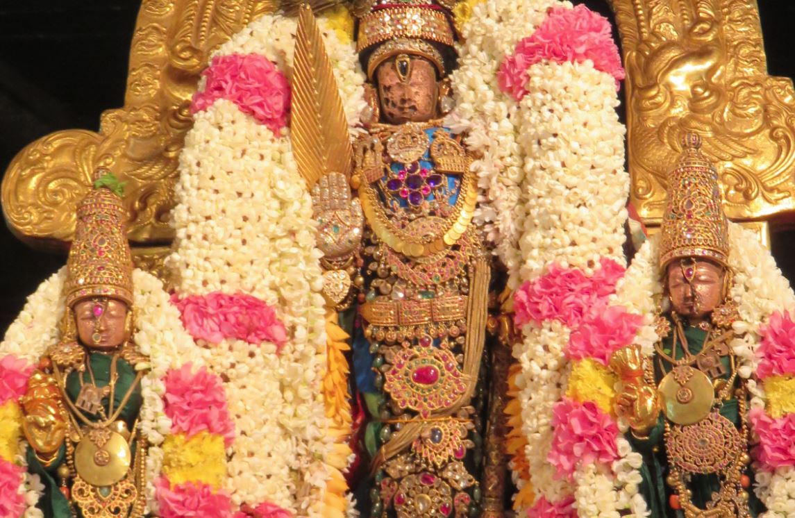 Kanchi Devaperumal Navarathri day 6-1 2015