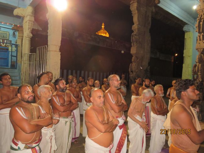 Kanchi Perumal Kovil Vijayadasami Parvettai Utsavam 2015-20.jpg