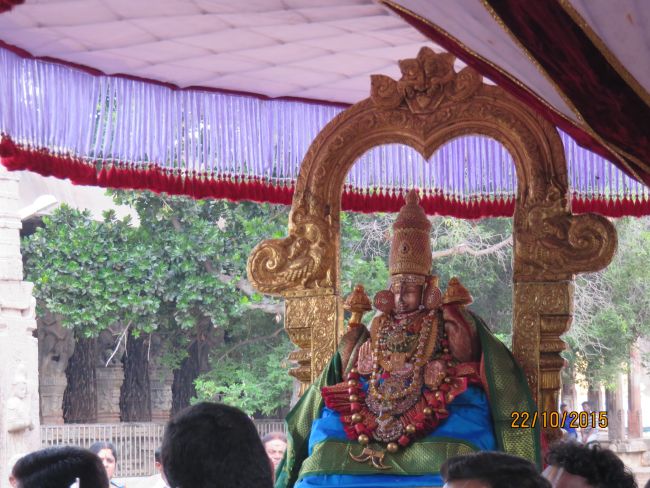 Kanchi Sri Devaperumal Sannadhi Mahanavami Morning Purappadu- 2015-03.jpg