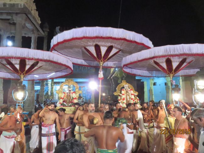 Kanchi Sri Devaperumal Sannadhi Mahanavami evening Purappadu- 2015-11.jpg