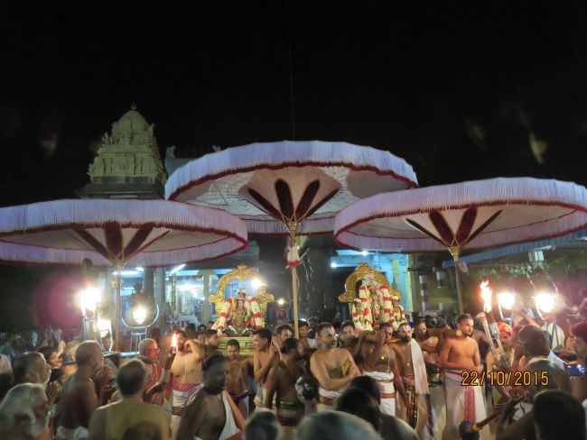 Kanchi Sri Devaperumal Sannadhi Mahanavami evening Purappadu- 2015-15.jpg