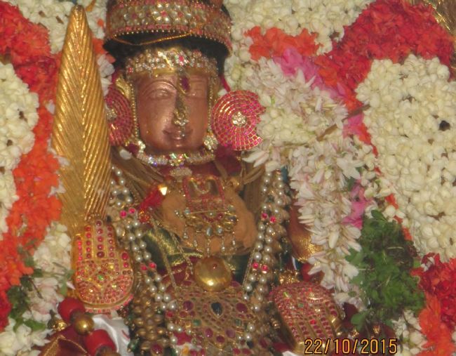 Kanchi Sri Devaperumal Sannadhi Mahanavami evening Purappadu- 2015-18.jpg