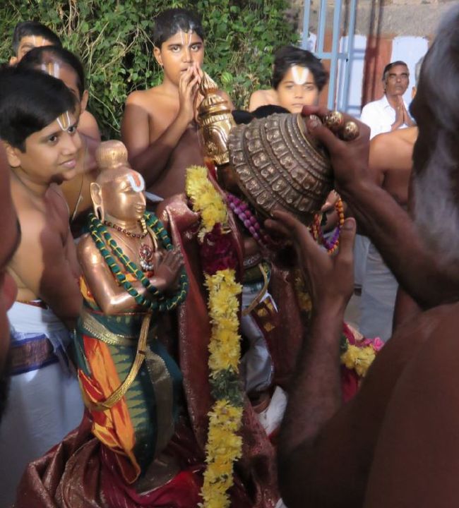 Kanchi Sri Devaperumal Sannadhi Poigai Azhwar Avatara Utsavam- 2015-10.jpg