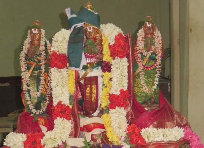Kanchi Sri Devaperumal Sannadhi Poigai Azhwar Avatara Utsavam- 2015-24.jpg