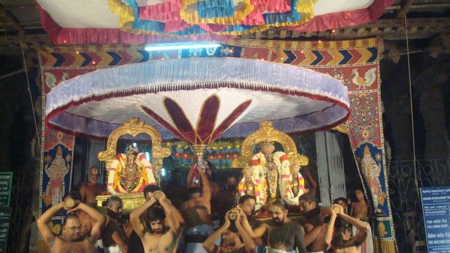 Kanchi Sri Devaperumal sannadhi navarathri utsavam day 8- 2015-02.jpg