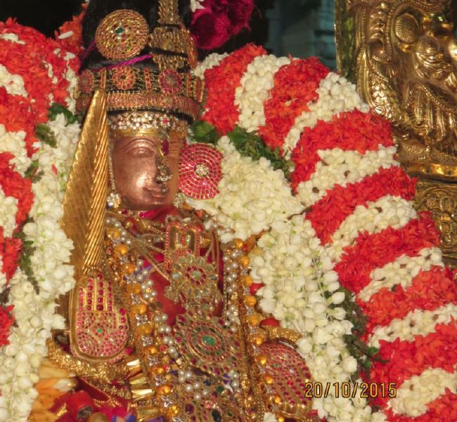 Kanchi Sri Devaperumal sannadhi navarathri utsavam day 9- 2015-04.jpg