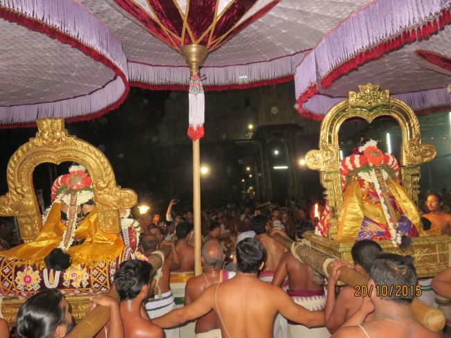 Kanchi Sri Devaperumal sannadhi navarathri utsavam day 9- 2015-05.jpg