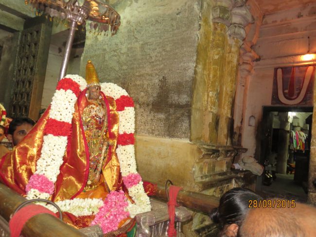 Kanchi Sri Devarajaswami Temple Manmadha Purattasi Pournami Purappadu 2015-25.jpg
