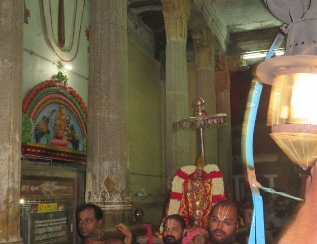Kanchi Sri Devarajaswami Temple Manmadha Purattasi Pournami Purappadu 2015-27.jpg