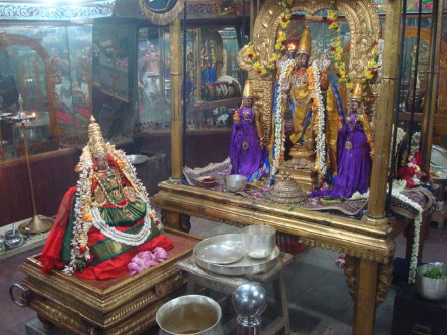 Kanchi Sri Devarajaswami Temple Navarathri utsavam DAY 3 2015-33.jpg