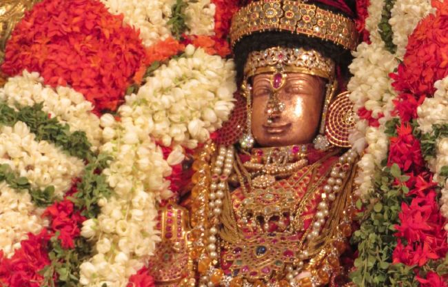 Kanchi Sri Devarajaswami Temple Navarathri utsavam DAY 4 2015-42.jpg